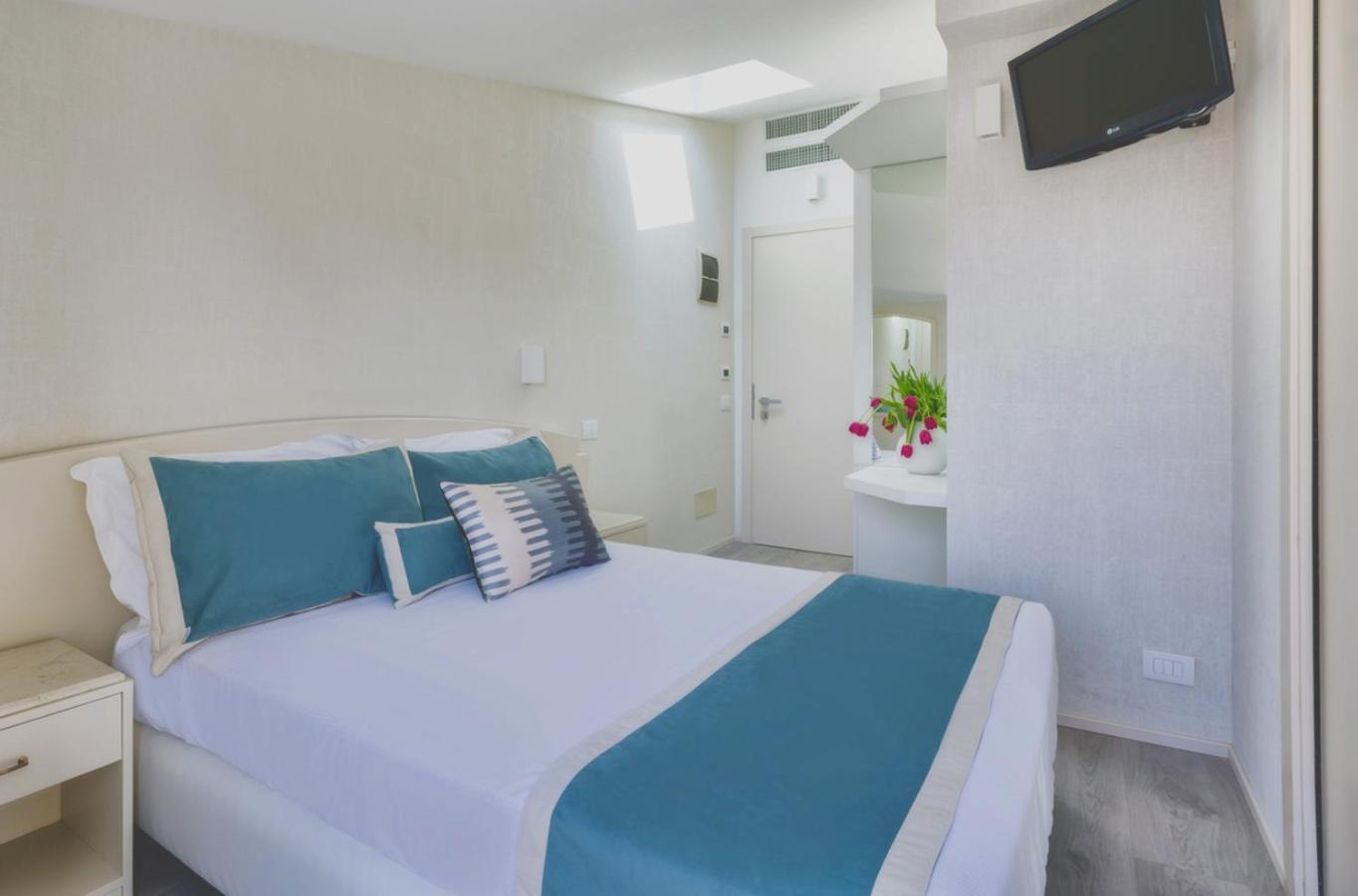 Novecento Suite Hotel 리치오네 외부 사진