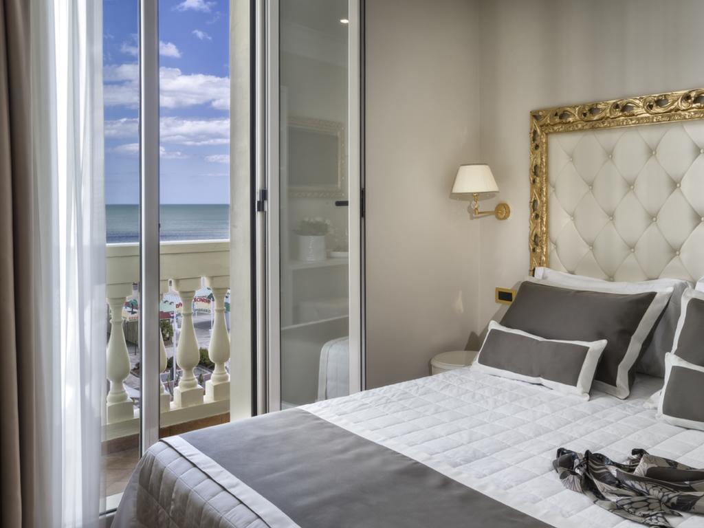 Novecento Suite Hotel 리치오네 외부 사진