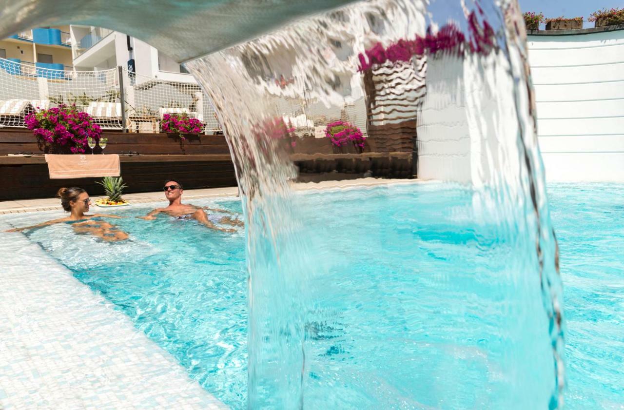 Novecento Suite Hotel 리치오네 외부 사진